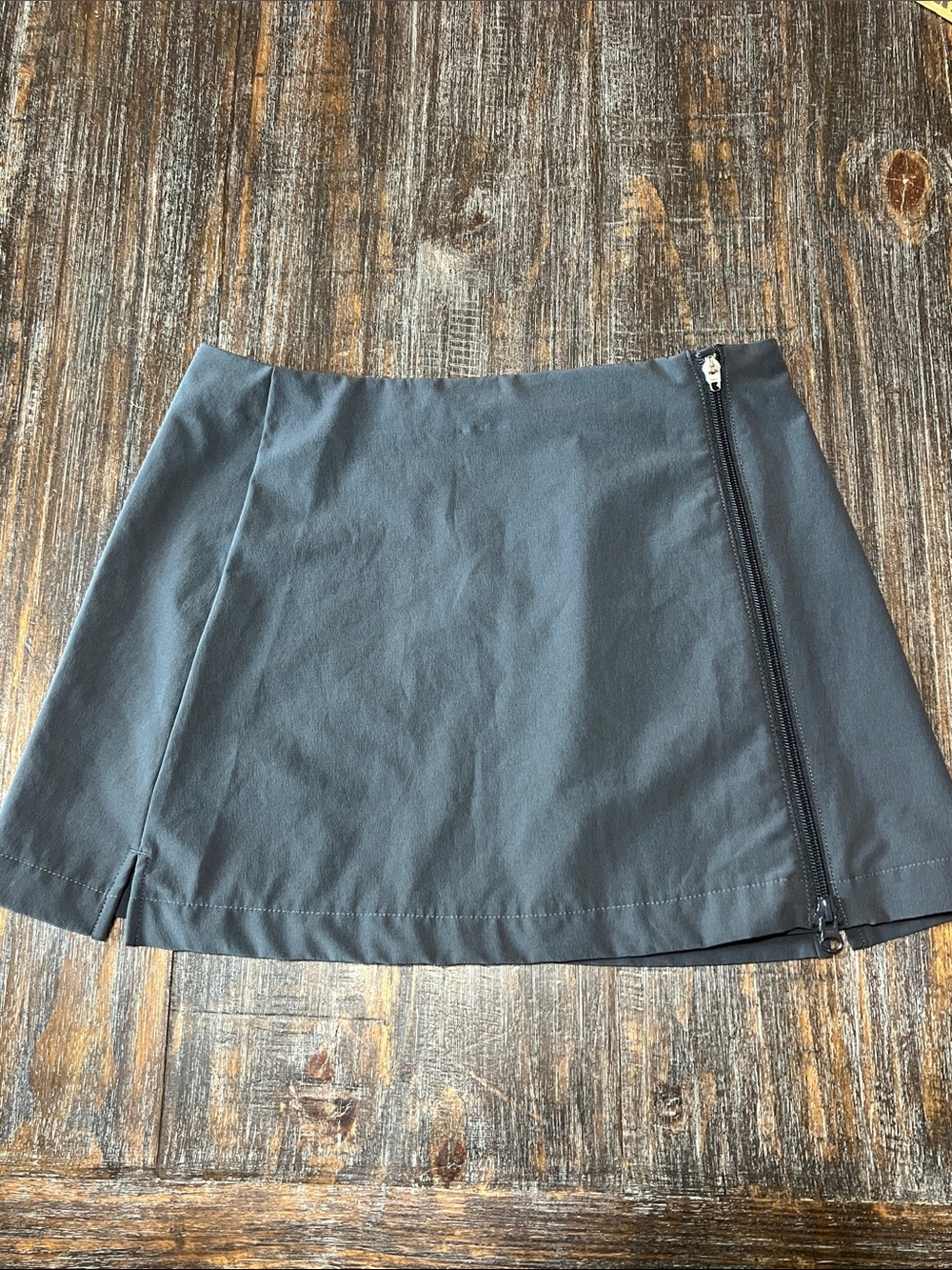Nike Black Athletic Golf Skirt with Diagonal Zip Detail
